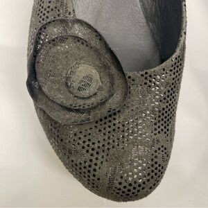 SOLD Salpy Handmade Wooden Heels with Flower Shinny Black Spots Size 8